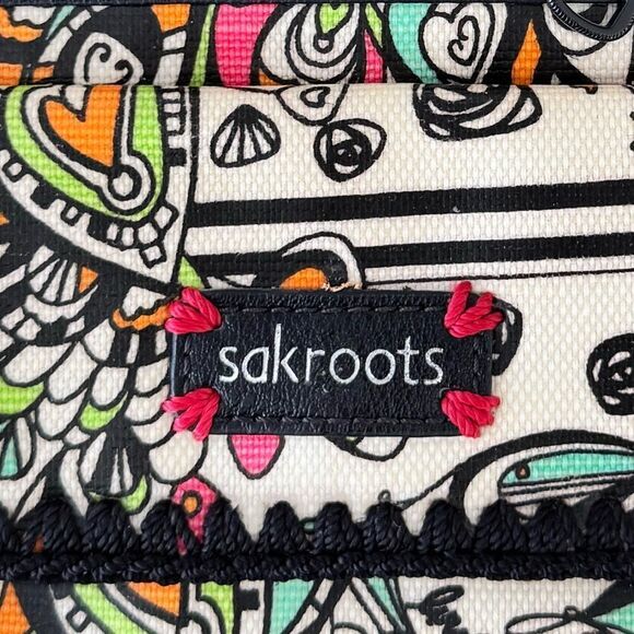 Sakroots Love Song Peace Birds Design Artist Multicolor Crossbody Bag EUC 9”x 8” - Picture 14 of 16
